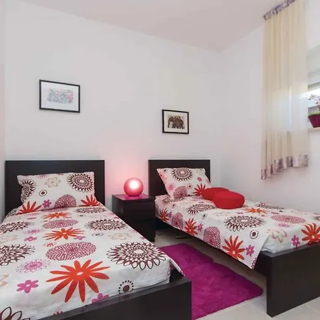 In - Istrien 43382 Apartman Póla